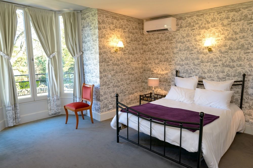 Logis Hotel Restaurant La Tour de Ciron Carmaux Extérieur photo